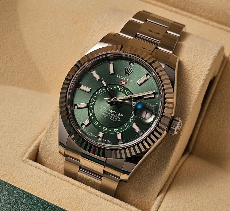Rolex Sky-dweller Green New Fullset 08 2024 Eu Caseback Sticker