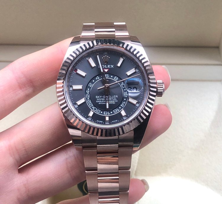 Rolex Sky-dweller Grey 2022