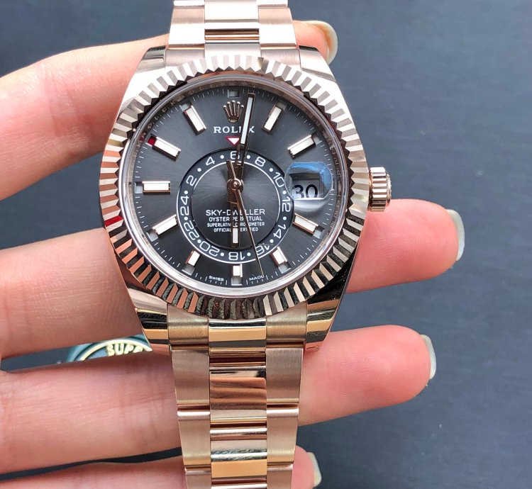 Rolex Sky-dweller Grey 2022