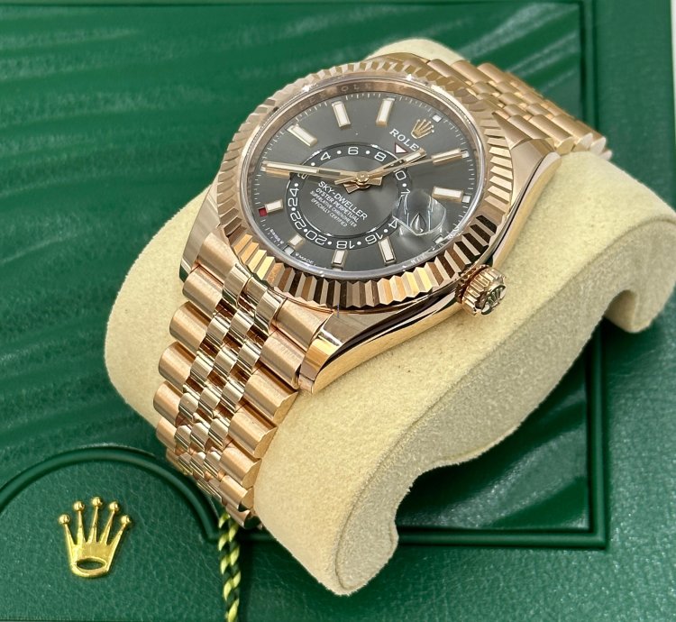 Rolex Sky-dweller Grey Jub