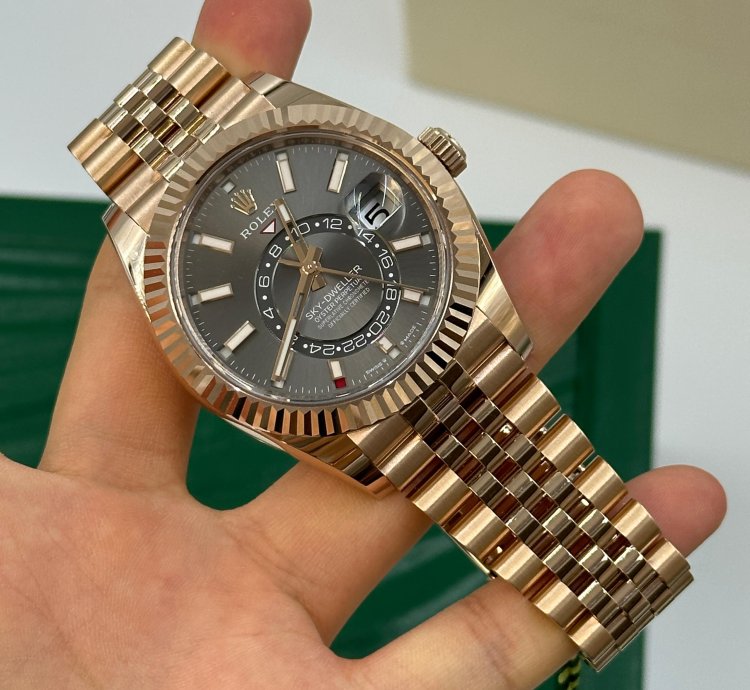 Rolex Sky-dweller Grey Jub