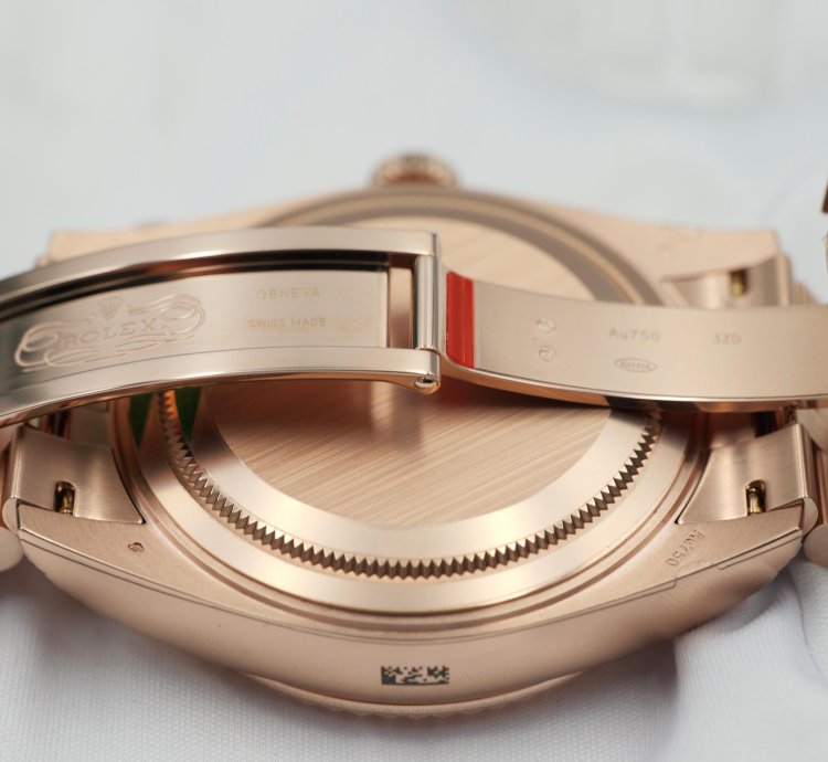 Rolex Sky-dweller In Rose Gold With Blue Dial On Jubilee Bracelet 336935 Full Set
