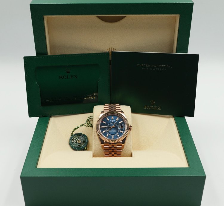 Rolex Sky-dweller In Rose Gold With Blue Dial On Jubilee Bracelet 336935 Full Set