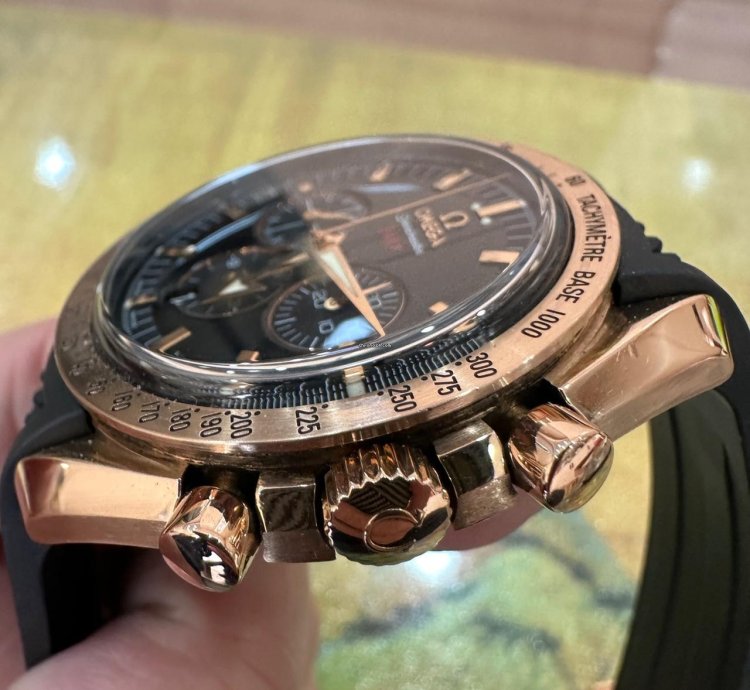 Omega Speedmaster Broad Arrow 321 53 42 50 01 001