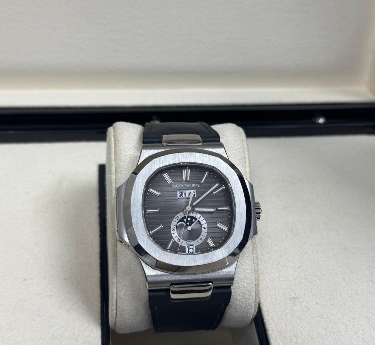 Patek Philippe 2022 5726a-001 Annual Calendar Black Dial 2 Straps