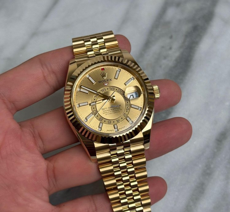 Rolex Sky-dweller Jubilee Champ Bnib 2025