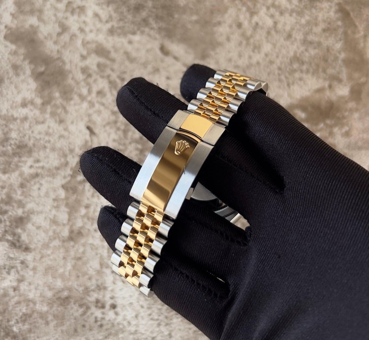Rolex Sky-dweller Jubilee New 2025 336933