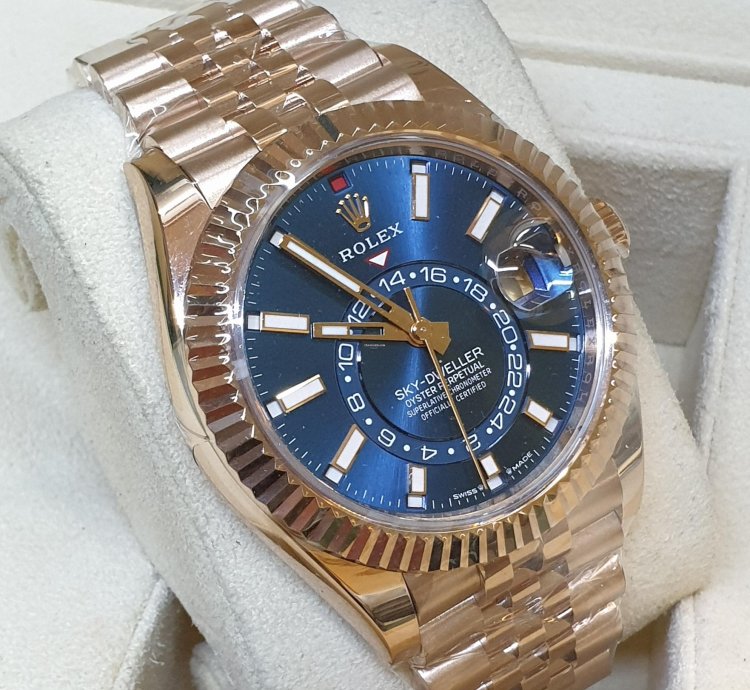 Rolex Sky-dweller Jubilee Unworn Full Set
