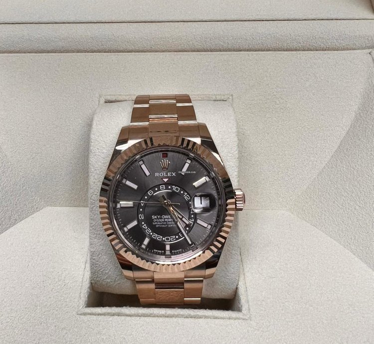 Rolex Sky-dweller M336935-0004