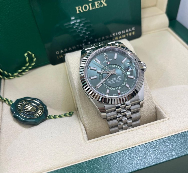 Rolex Sky-dweller Mint Green Index Dial - Jubilee Bracelet 336934