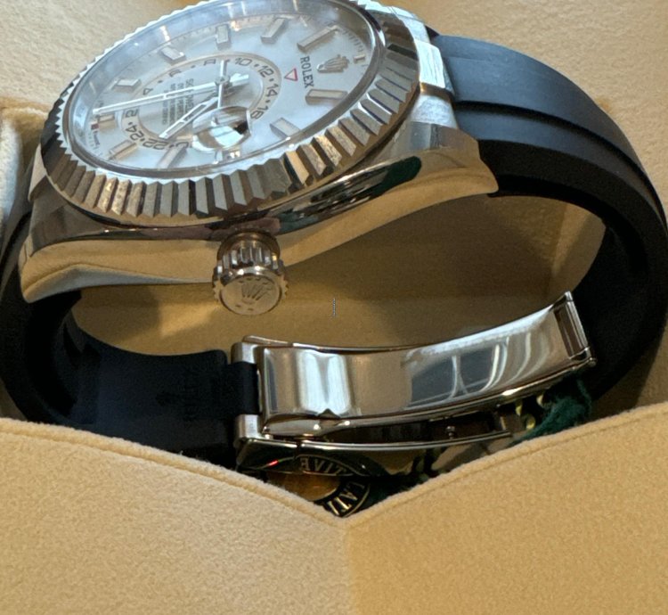 Rolex Sky-dweller Never Worn 2024 Rolex Sky Dweller All Verifed Documents