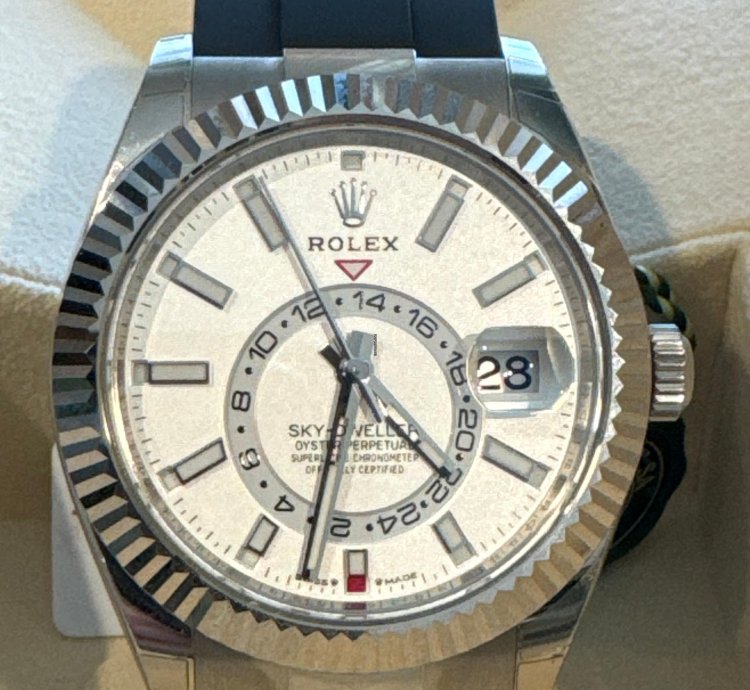 Rolex Sky-dweller Never Worn 2024 Rolex Sky Dweller All Verifed Documents