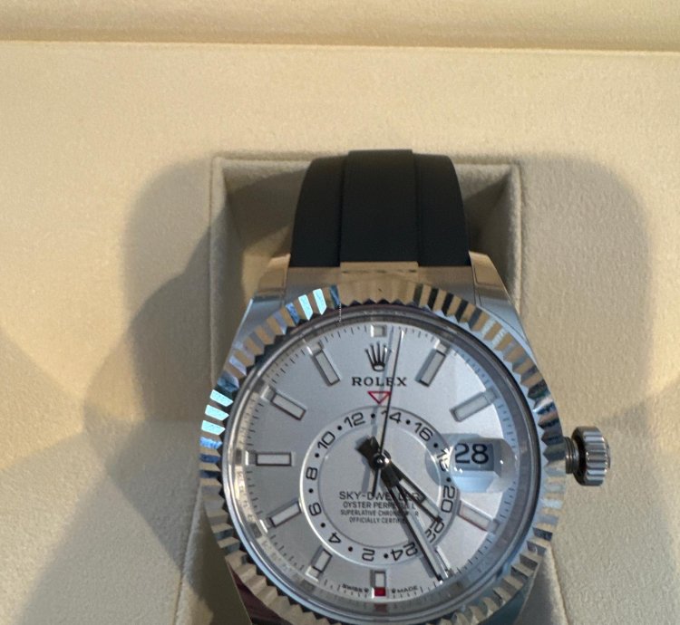 Rolex Sky-dweller Never Worn 2024 Rolex Sky Dweller All Verifed Documents
