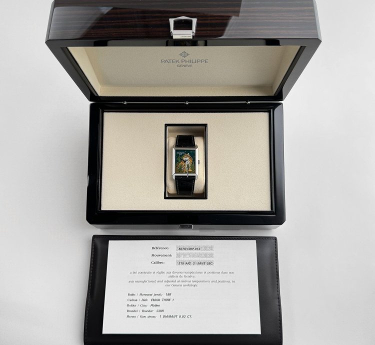 Patek Philippe 5076 100p-013 Platinum Cloisonn Enamel Tiger Dial Rare 2013