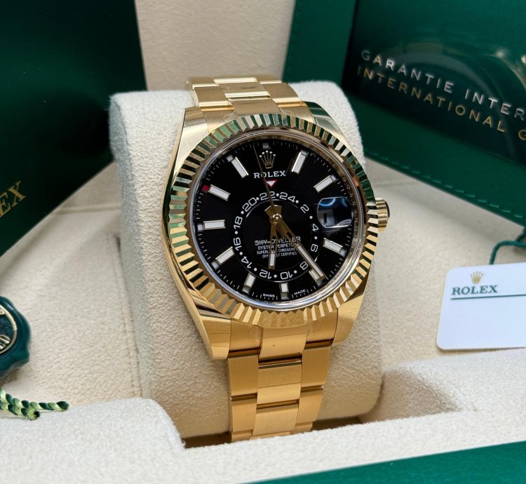 Rolex Sky-dweller New 2022 Black Dial Yellow Gold Fluted Bezel Oyster Bracelet