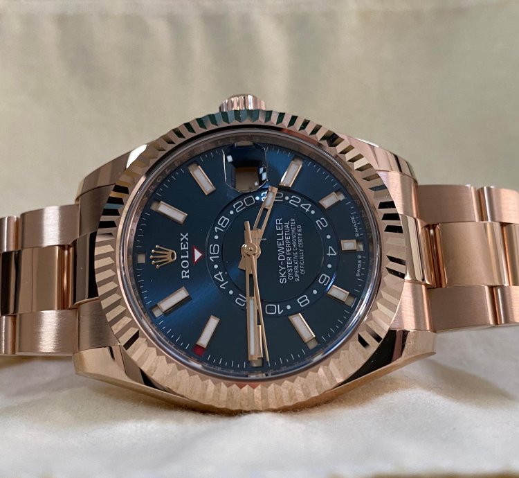 Rolex Sky-dweller New 2024 Unworn Sky-dweller Everose Gold Blue-green Dial Oyster 336935 Complete Set