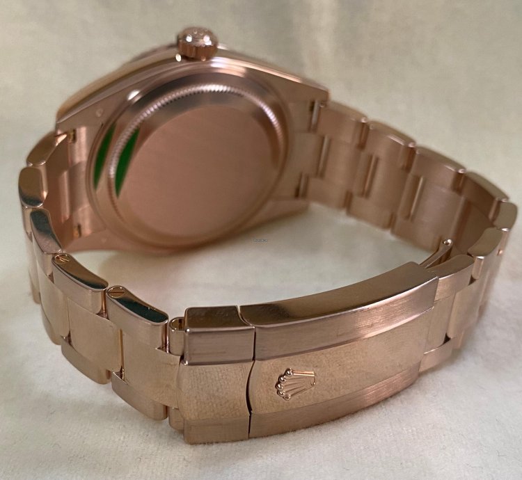 Rolex Sky-dweller New 2024 Unworn Sky-dweller Everose Gold Blue-green Dial Oyster 336935 Complete Set