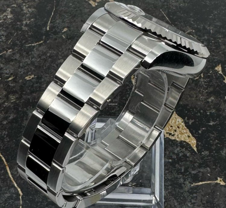 Rolex Sky-dweller New 2025 - Sky-dweller - Green Dial - Oyster - 336934-0001