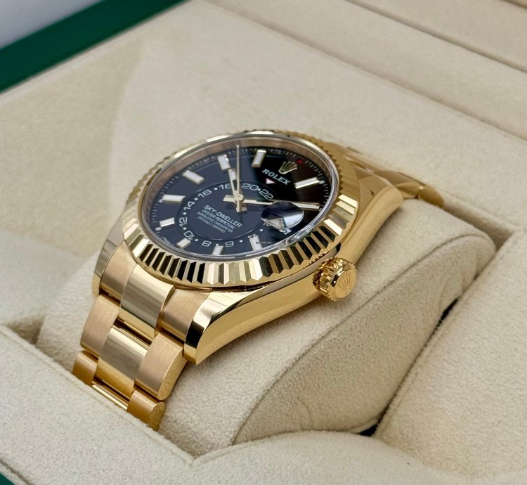 Rolex Sky-dweller New 2025 Sky-dweller 42mm 336938 Yellow Gold Oyster Black Dial