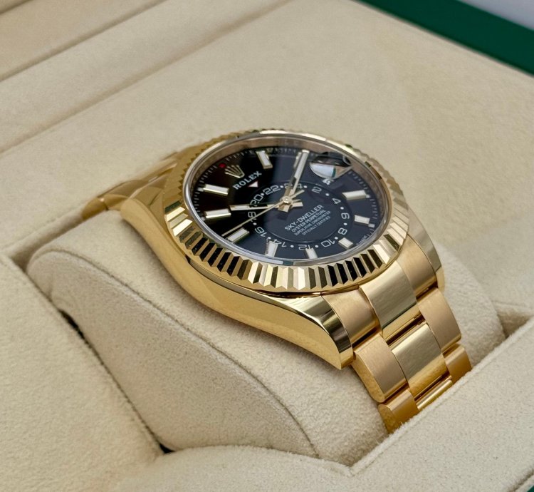 Rolex Sky-dweller New 2025 Sky-dweller 42mm 336938 Yellow Gold Oyster Black Dial