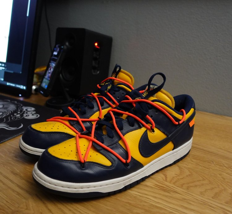 Dunk Low Off-white University Gold Midnight Navy