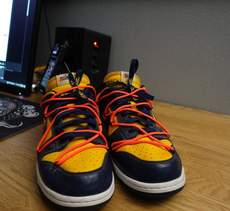 Dunk Low Off-white University Gold Midnight Navy