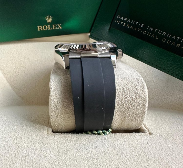 Rolex Sky-dweller New Reference 2023 Black Dial White Gold Fluted Bezel Oysterflex Rubber Strap