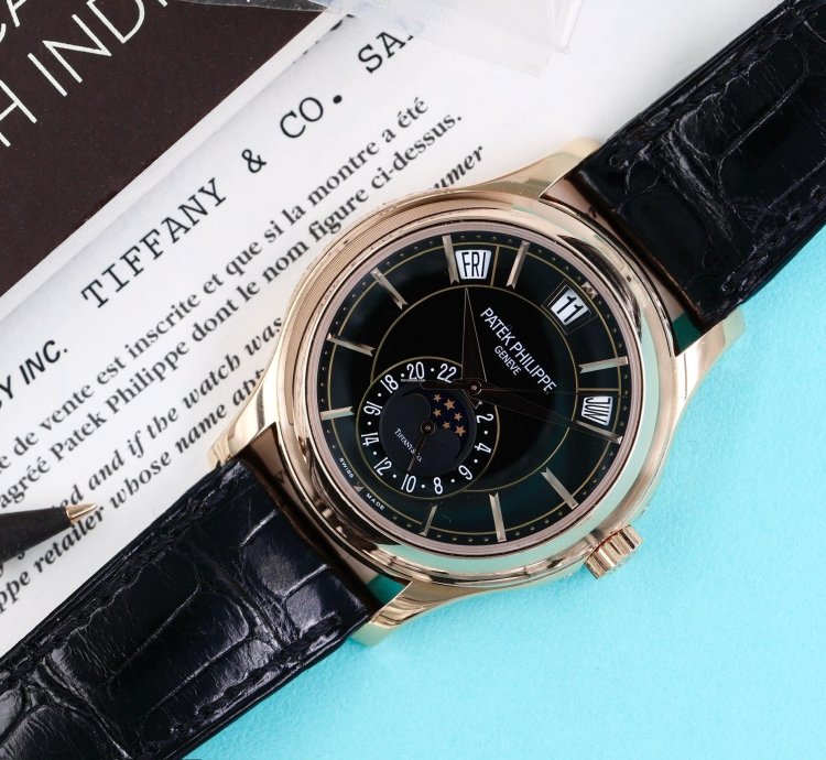 Patek Philippe Annual Calendar 5205r - Tiffany Co - Full Set - Very Rare - Excellent Condition
