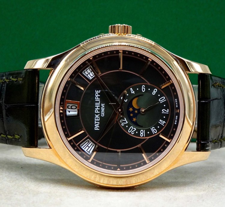 Patek Philippe Annual Calendar 5205r-011 Anno 2023
