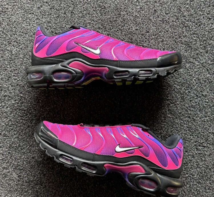 Fireberry Retro 2024 Nike Air Max Plus Tn