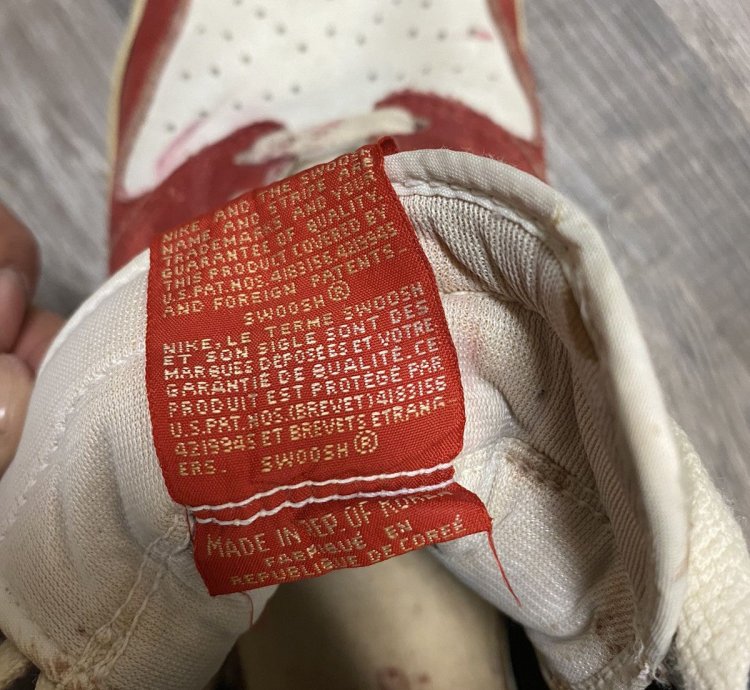 Grail 1985 Air Jordan 1 Og Chicago Red