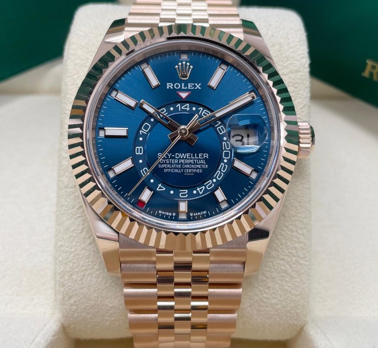Rolex Sky-dweller New Sky-dweller 336935 Blue Dial 18k Rose Gold 42mm Jubilee Bracelet