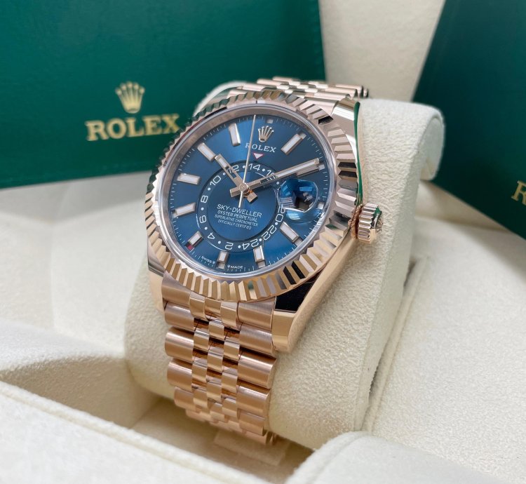 Rolex Sky-dweller New Sky-dweller 336935 Blue Dial 18k Rose Gold 42mm Jubilee Bracelet