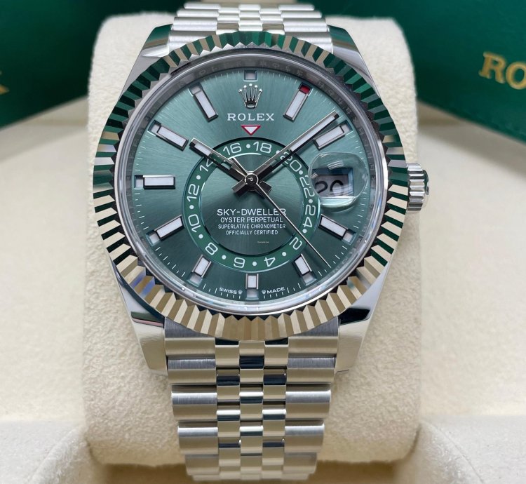 Rolex Sky-dweller New Sky-dweller Mint Green Dial 336934 Jubilee Bracelet 42mm Stainless Steel Watch