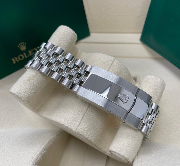 Rolex Sky-dweller New Sky-dweller Mint Green Dial 336934 Jubilee Bracelet 42mm Stainless Steel Watch
