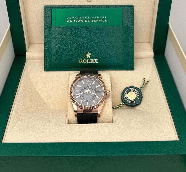 Rolex Sky-dweller New Unworn 18k Everose Gold Oysterflex