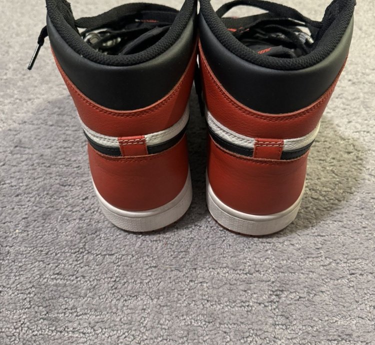 Jordan 1 Bred Toe