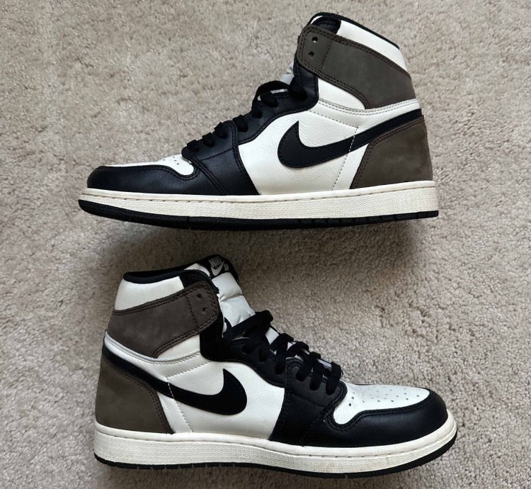 Jordan 1 High Dark Mocha