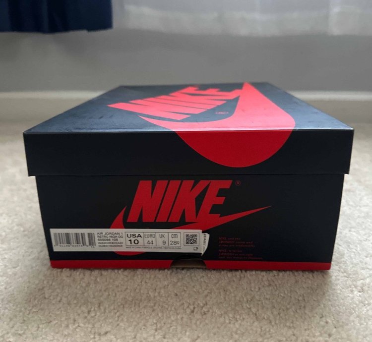 Jordan 1 High Dark Mocha
