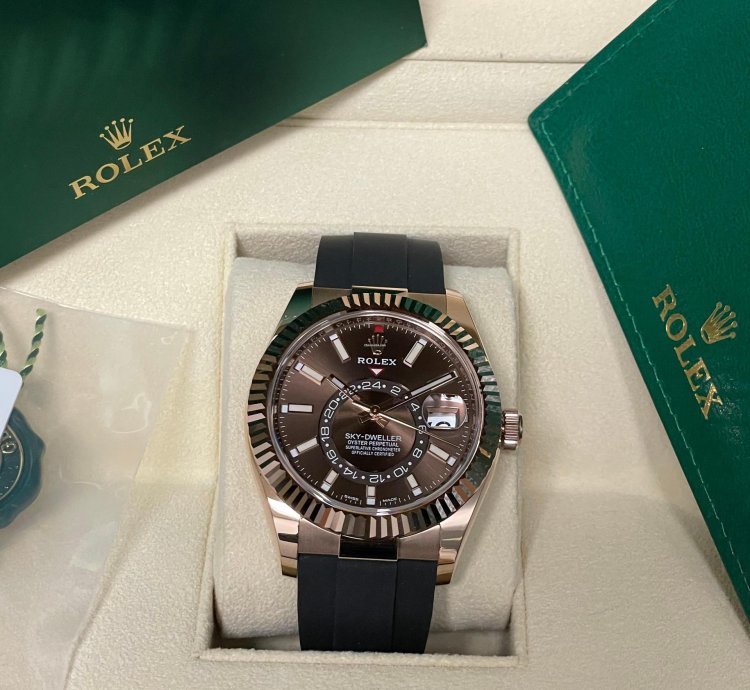 Rolex Sky-dweller Oyster Perpetual Men 326235 Brown Chocolate Everose 18kt 326235-0005