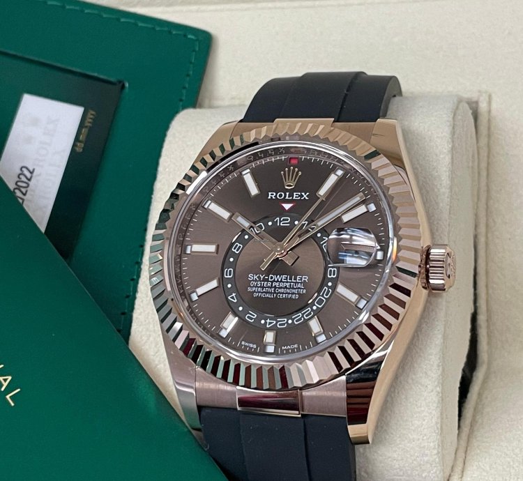 Rolex Sky-dweller Oyster Perpetual Men 326235 Brown Chocolate Everose 18kt 326235-0005