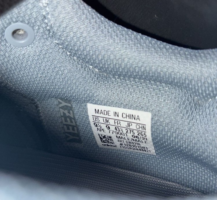 Yeezy 700 Washed Orange