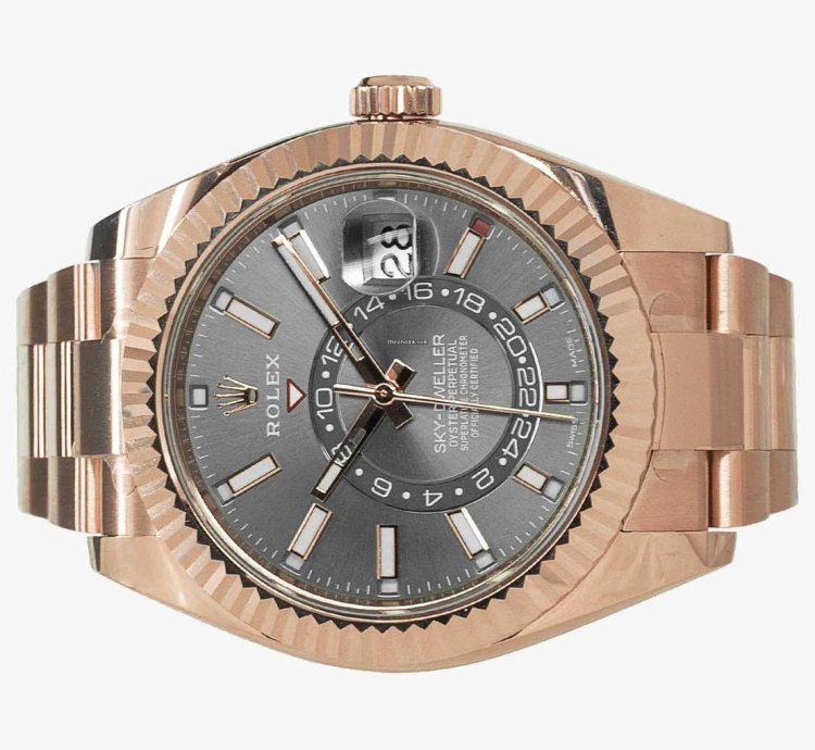 Rolex Sky-dweller Oyster Perpetual Sky-dweller 18kt Rose Gold 326935