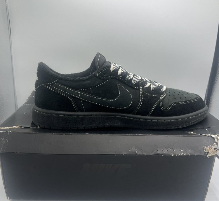 Jordan 1 Low Travis Scott Phantom