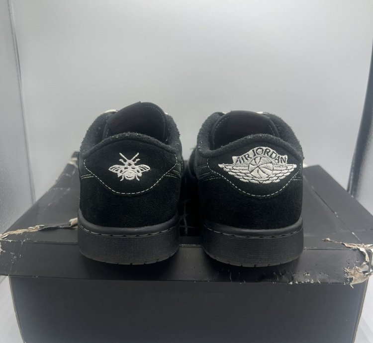 Jordan 1 Low Travis Scott Phantom