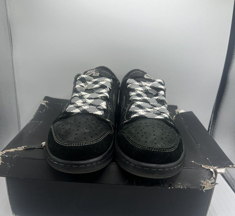 Jordan 1 Low Travis Scott Phantom