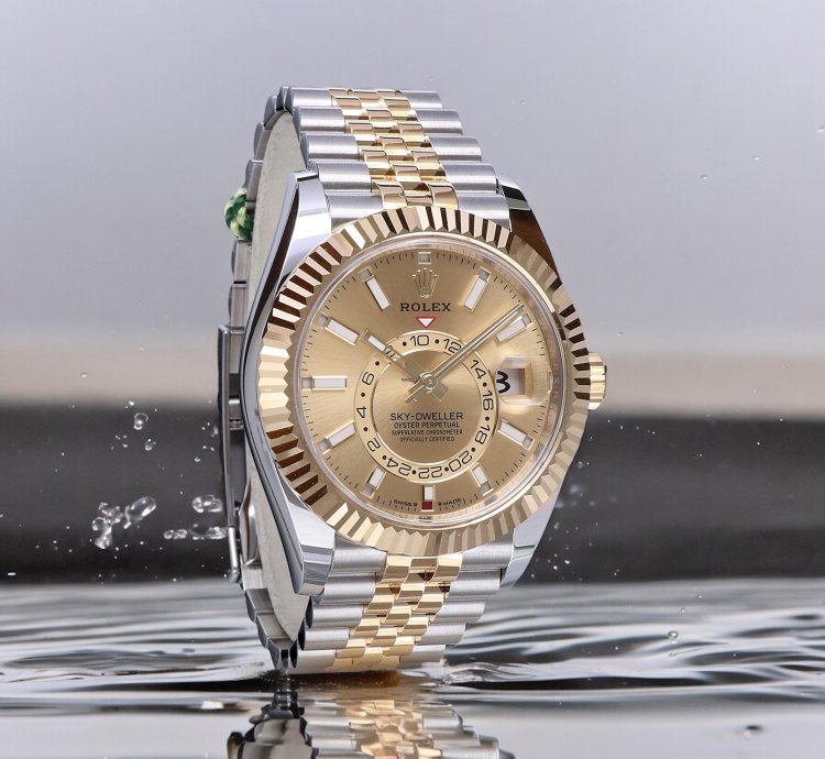 Rolex Sky-dweller Oyster Sky-dweller Jubilee Gold Steel Champagne 42 Unworn Full Set 2024