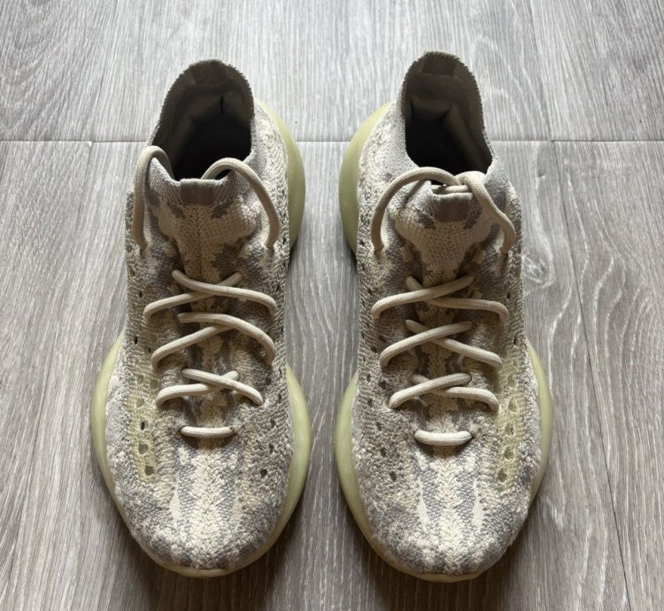 Yeezy Adidas 380 Alien