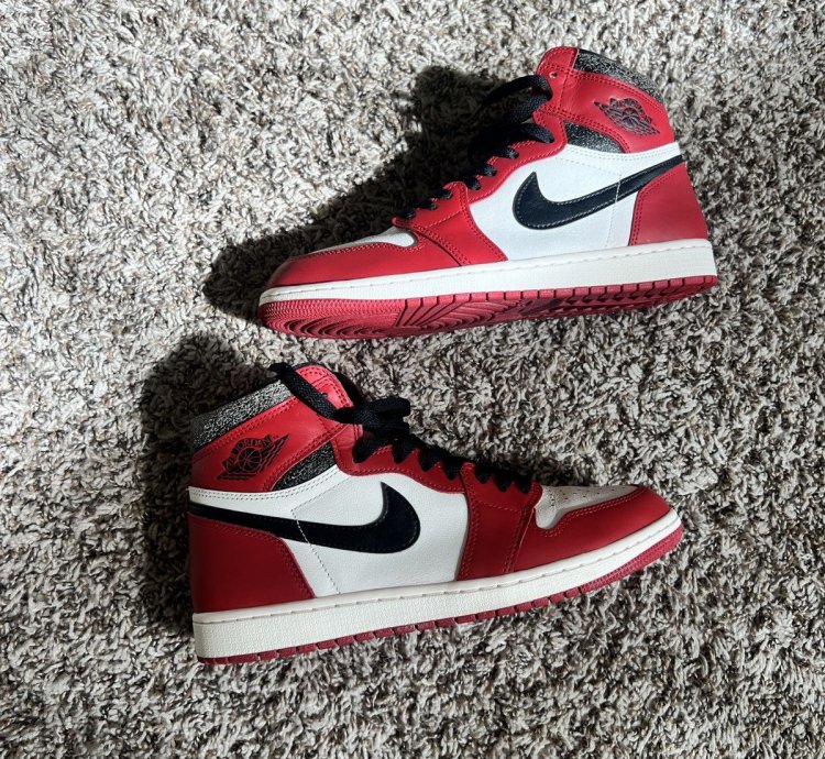 Jordan 1 Retro High Og Chicago Lost And Found