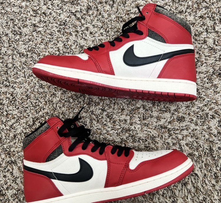 Jordan 1 Retro High Og Chicago Lost And Found